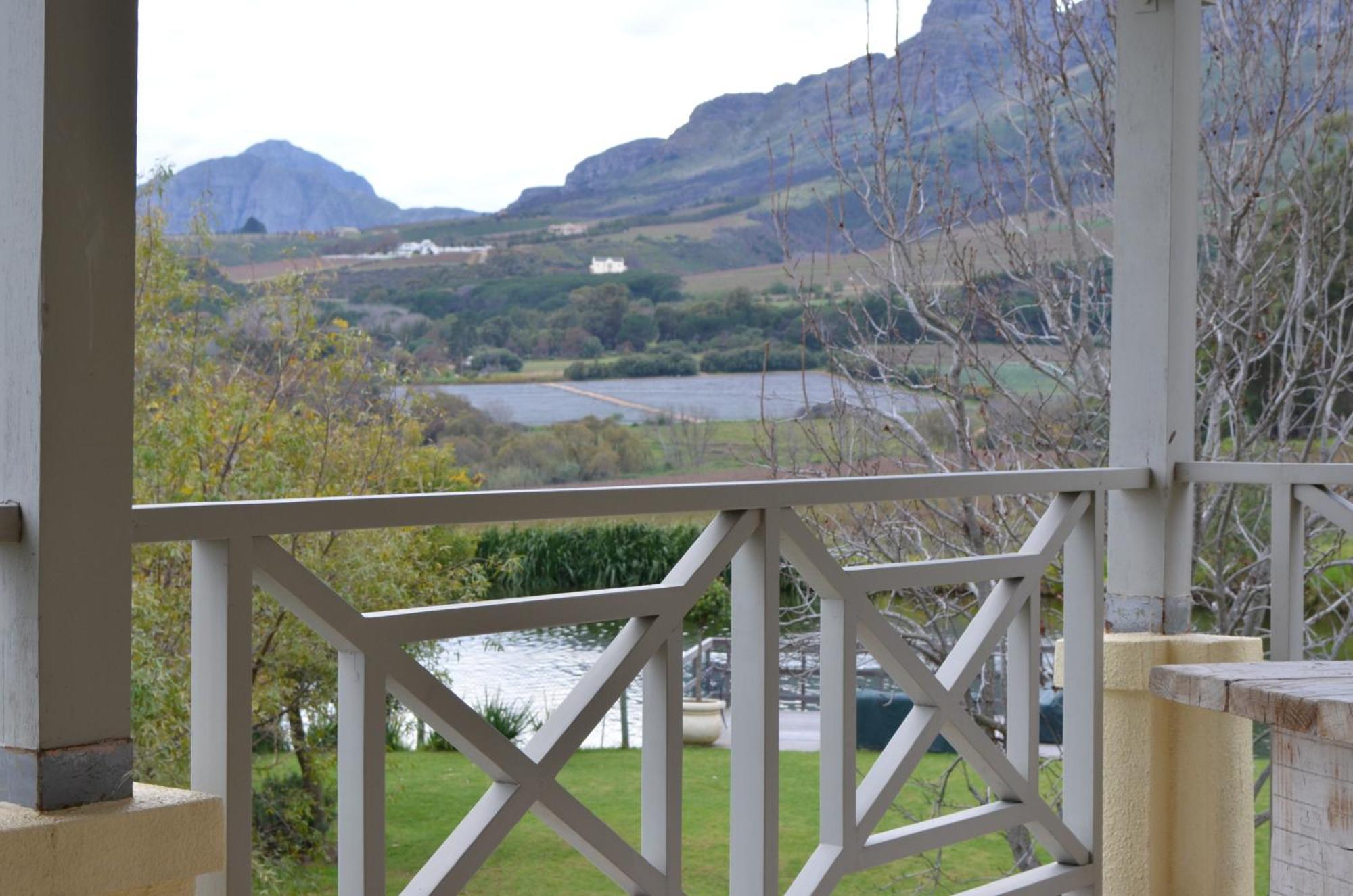 In The Vine Country Manor Guesthouse Stellenbosch Zewnętrze zdjęcie