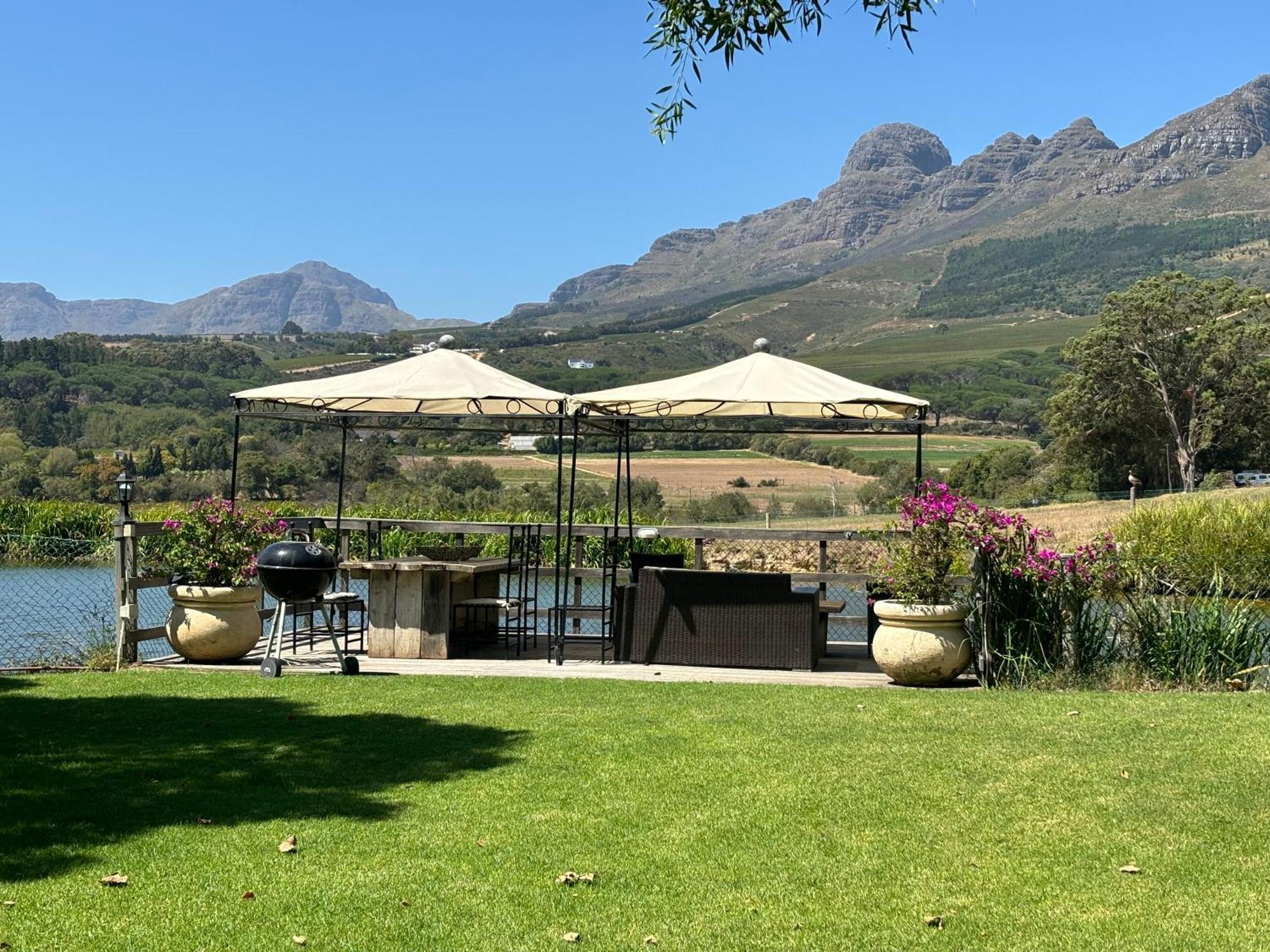 In The Vine Country Manor Guesthouse Stellenbosch Zewnętrze zdjęcie